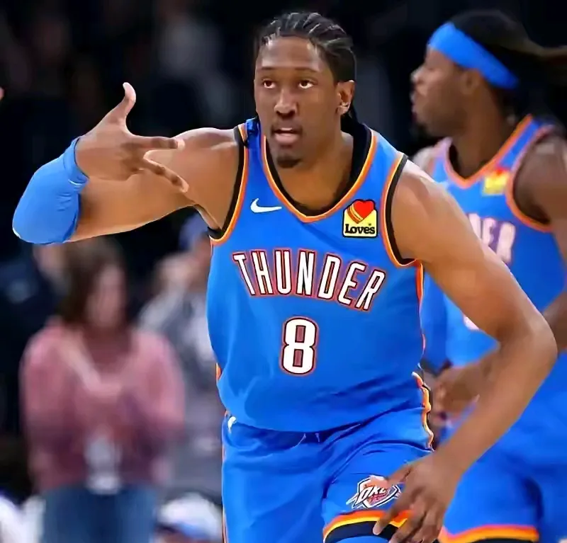 开云体育关于今夜中超传出新动向，俄克拉荷马雷霆临场应变，管理层表态：赛场秩序良好，赛程密集仍需轮换的信息